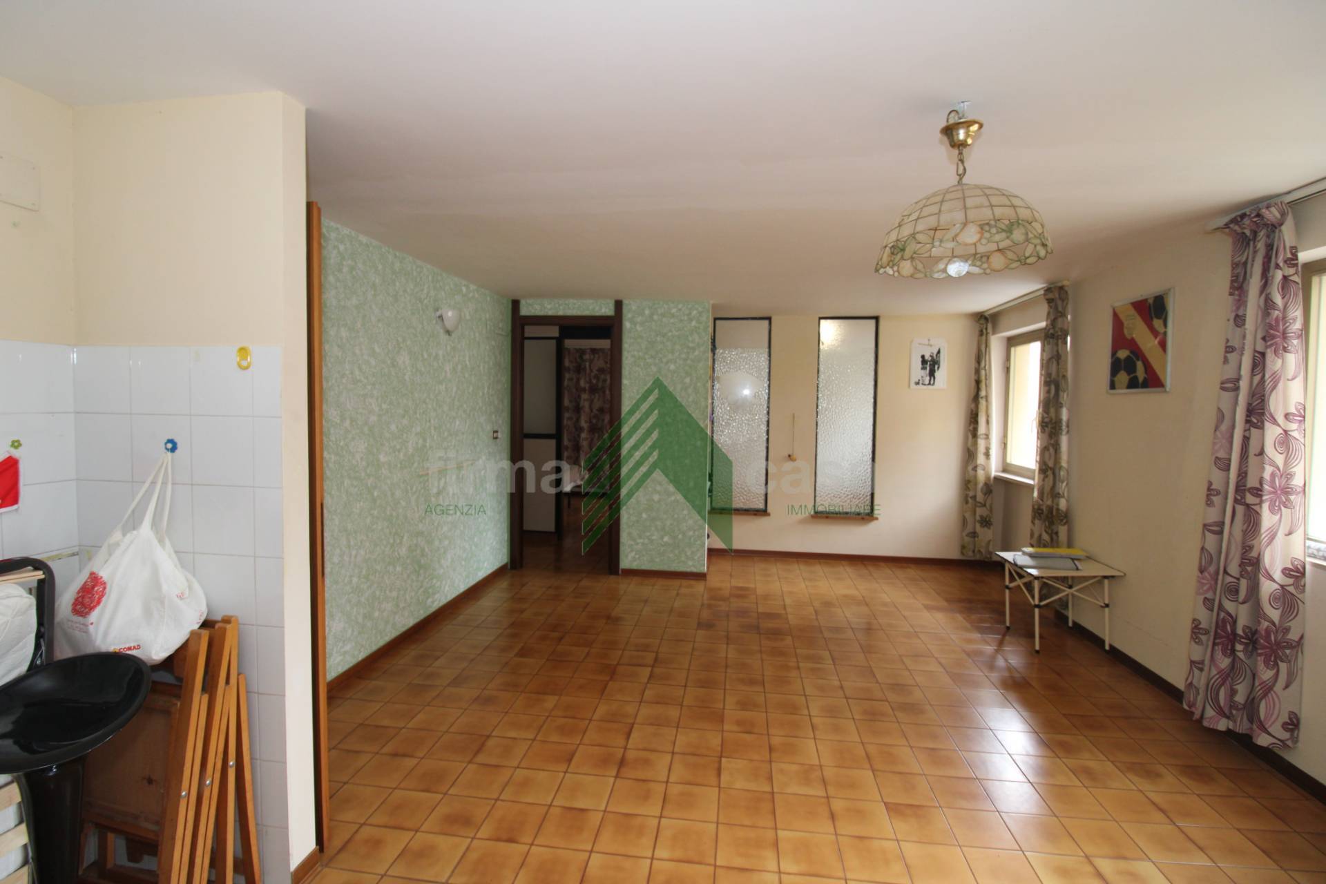 Immagine 24 di Ufficio in vendita  in via Felice Barnabei 34 a Teramo