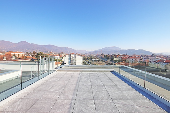 Immagine 1 di Attico in vendita  a Ardesio