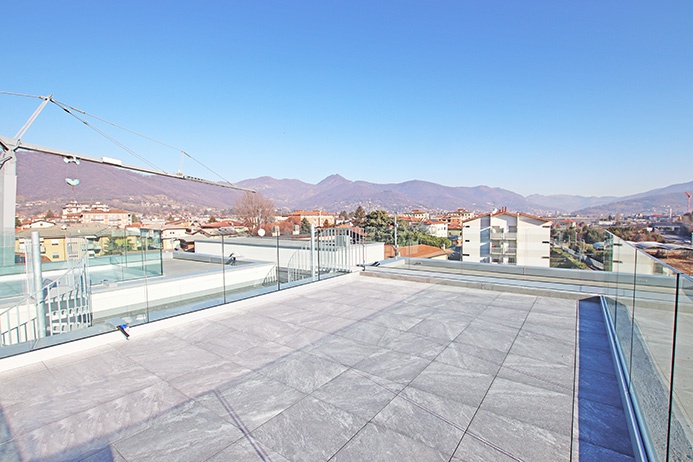 Immagine 3 di Attico in vendita  a Ardesio