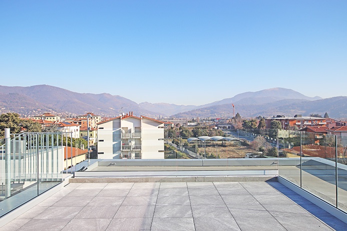 Immagine 4 di Attico in vendita  a Ardesio