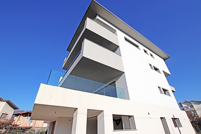 Immagine 25 di Attico in vendita  a Ardesio