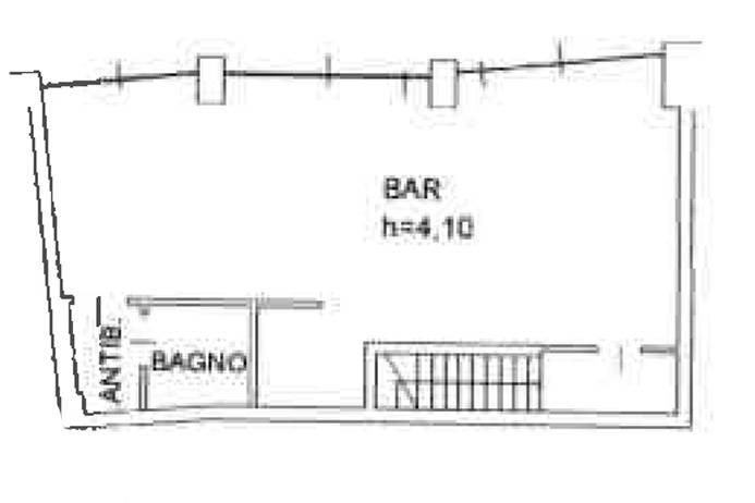 Immagine 12 di Negozio in affitto  in via caniana a Bergamo