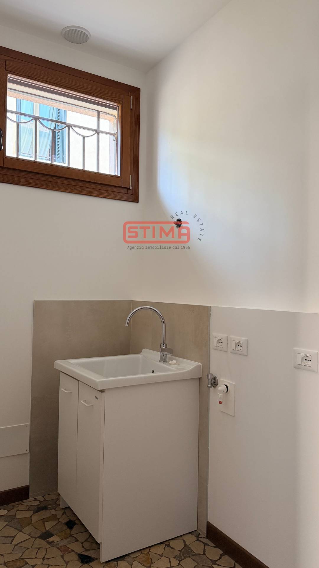 Immagine 28 di Appartamento in affitto  79 a Treviso