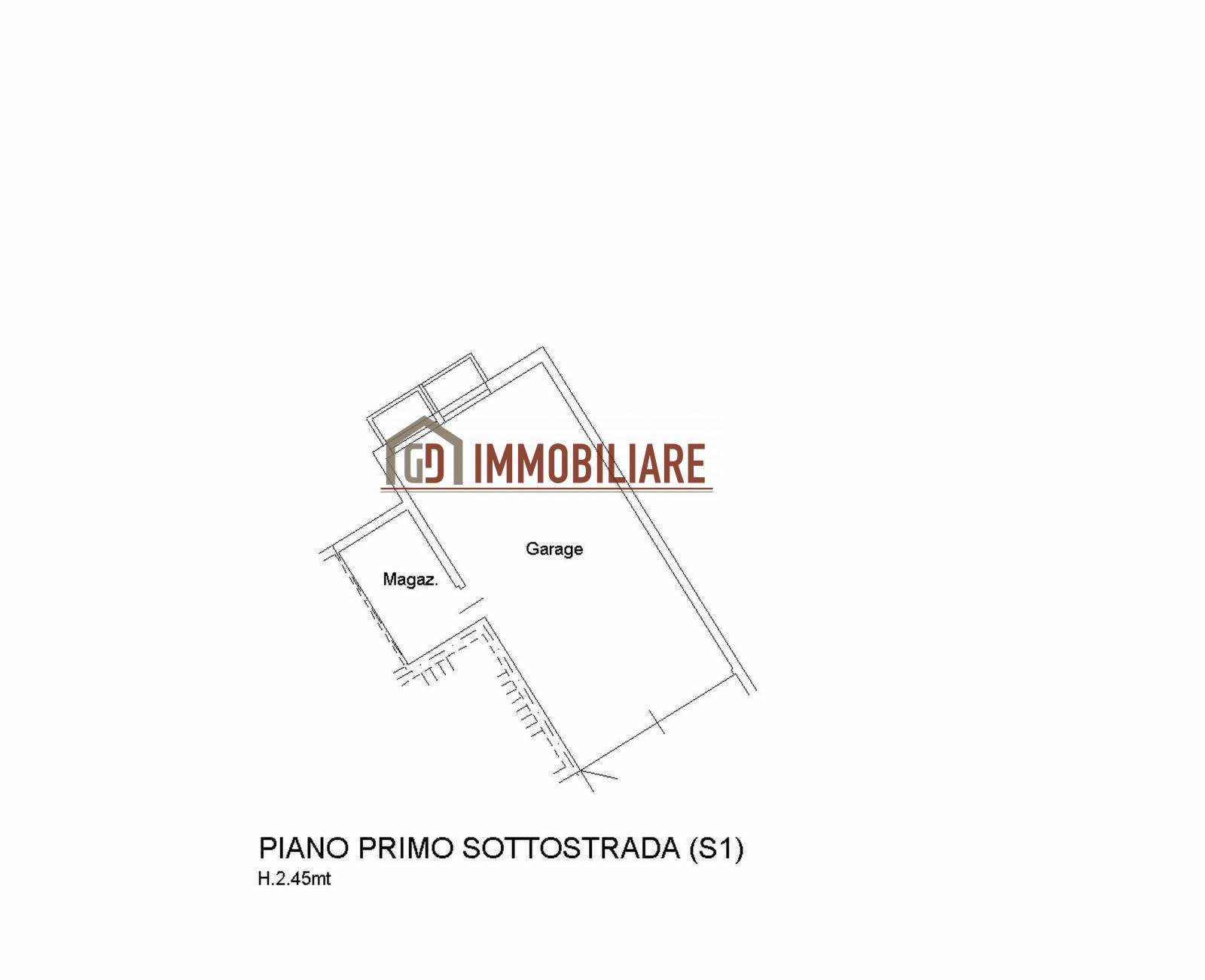 Immagine 23 di Attico in vendita  in Via Roma a Montebelluna