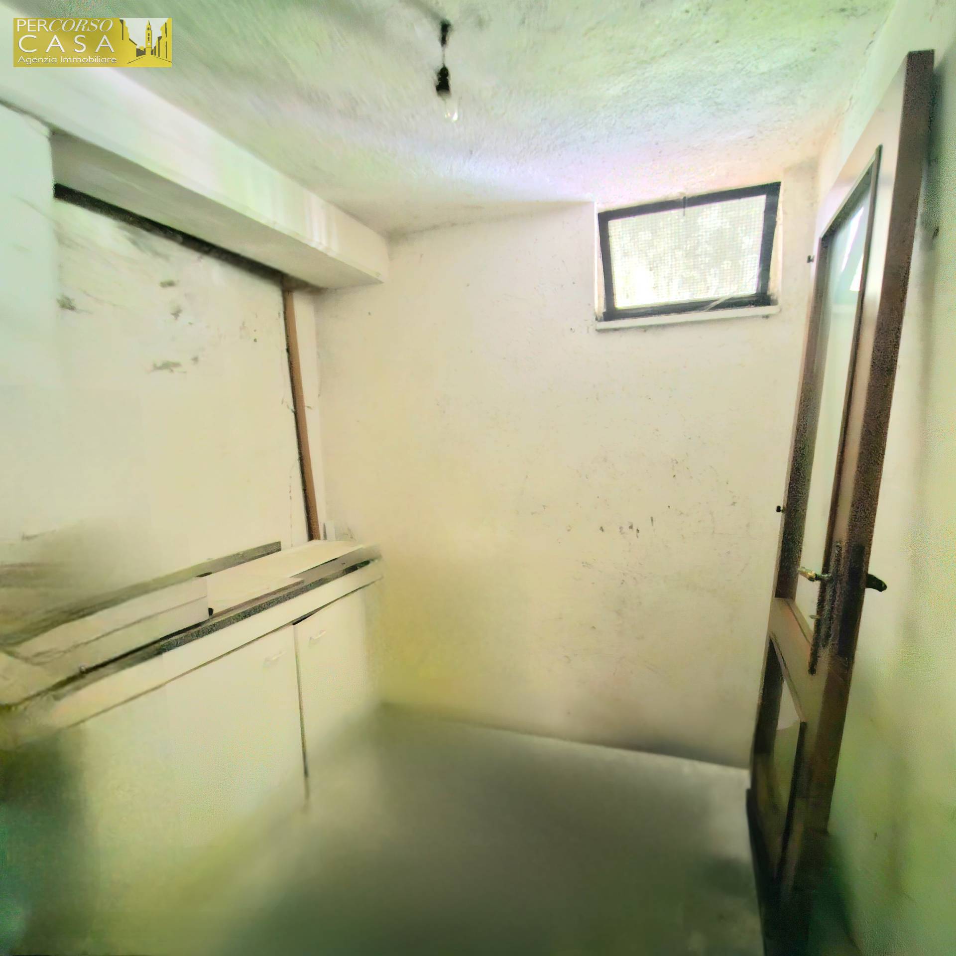 Immagine 13 di Appartamento in vendita  in Via Barnabei a Teramo