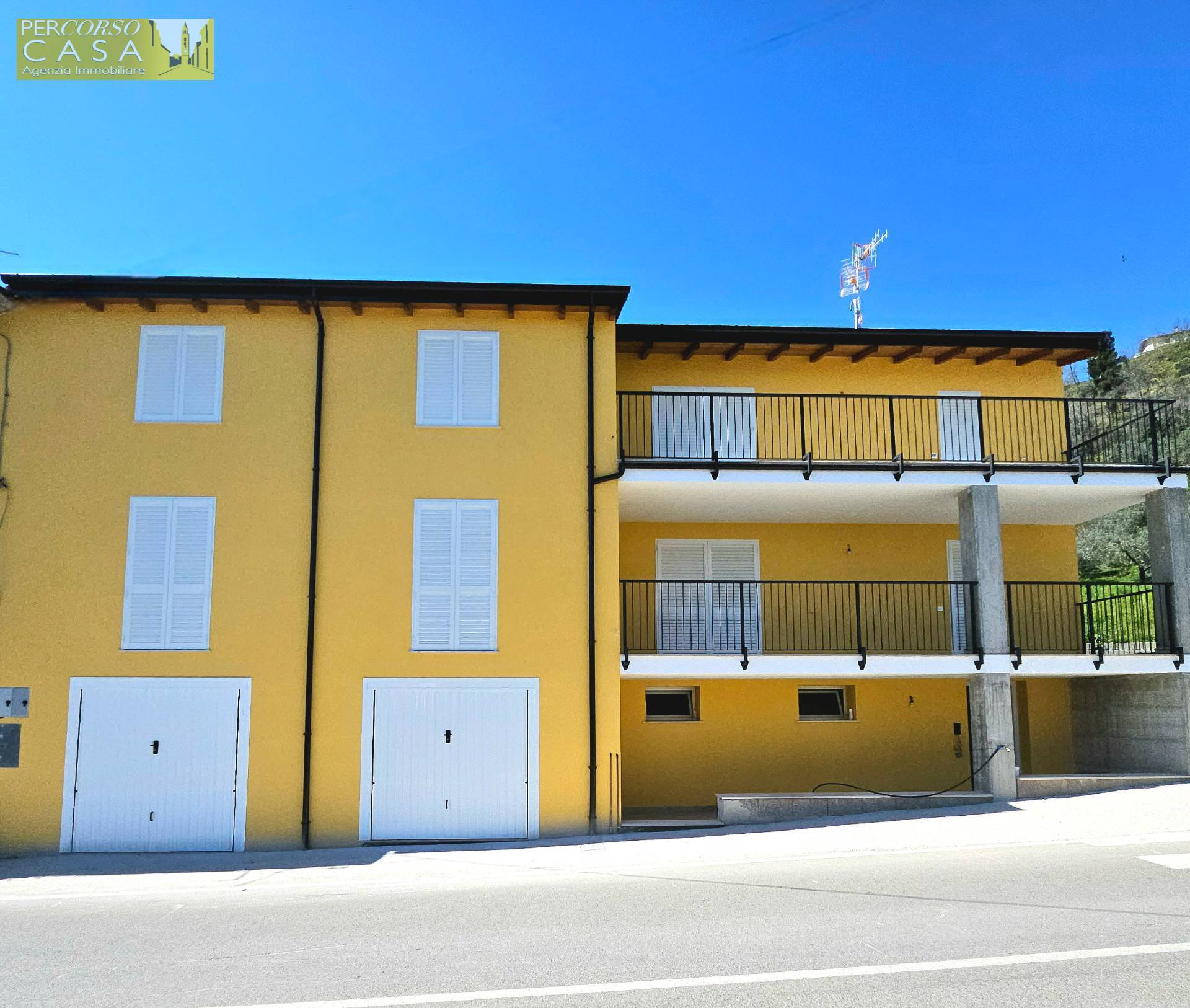 Immagine 1 di Appartamento in vendita  in Piano Grande a Ancarano