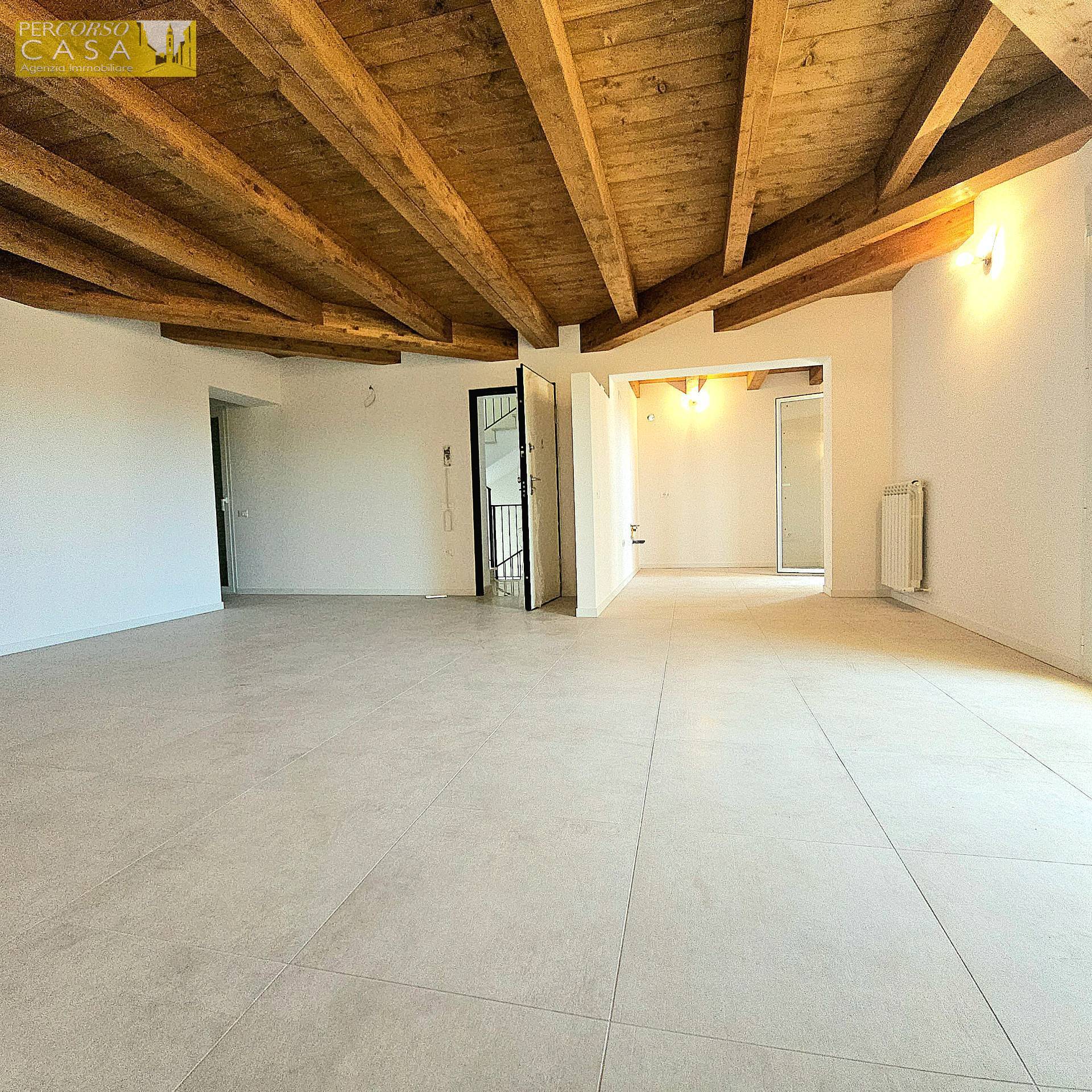 Immagine 2 di Appartamento in vendita  in Piano Grande a Ancarano