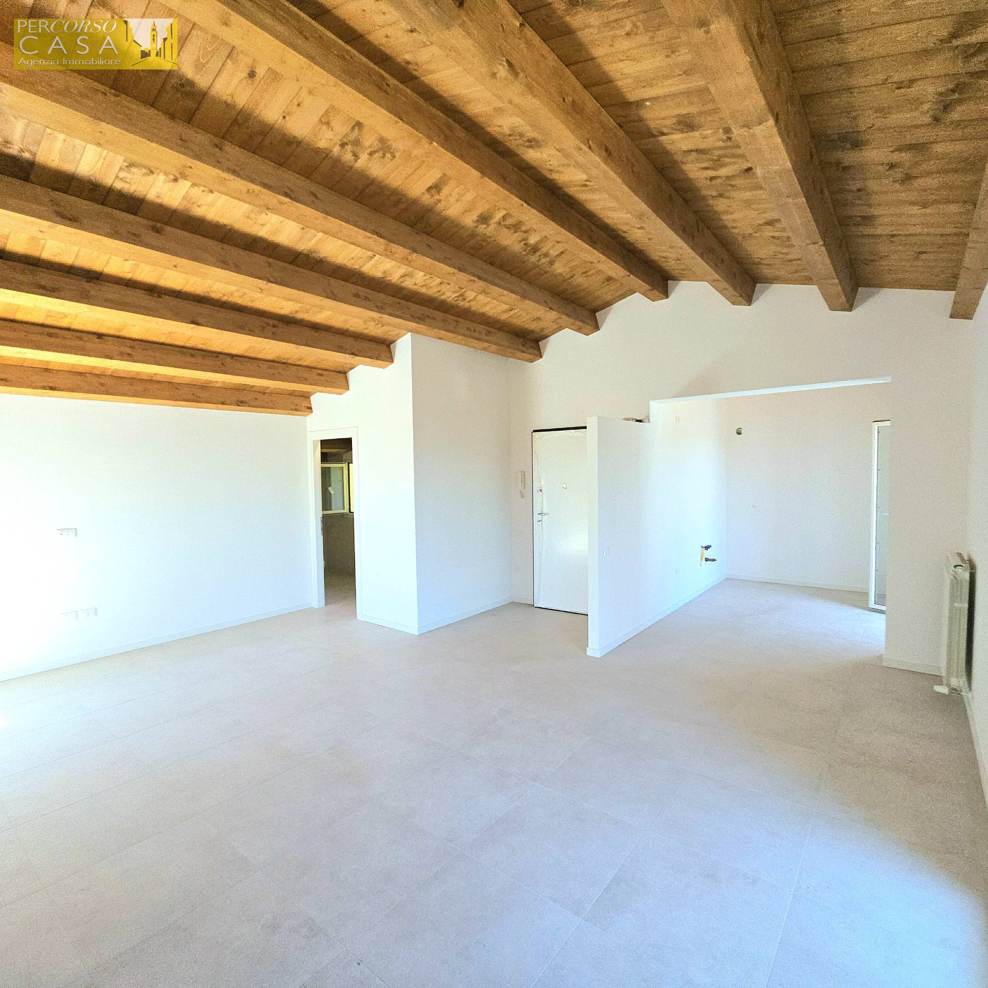 Immagine 3 di Appartamento in vendita  in Piano Grande a Ancarano