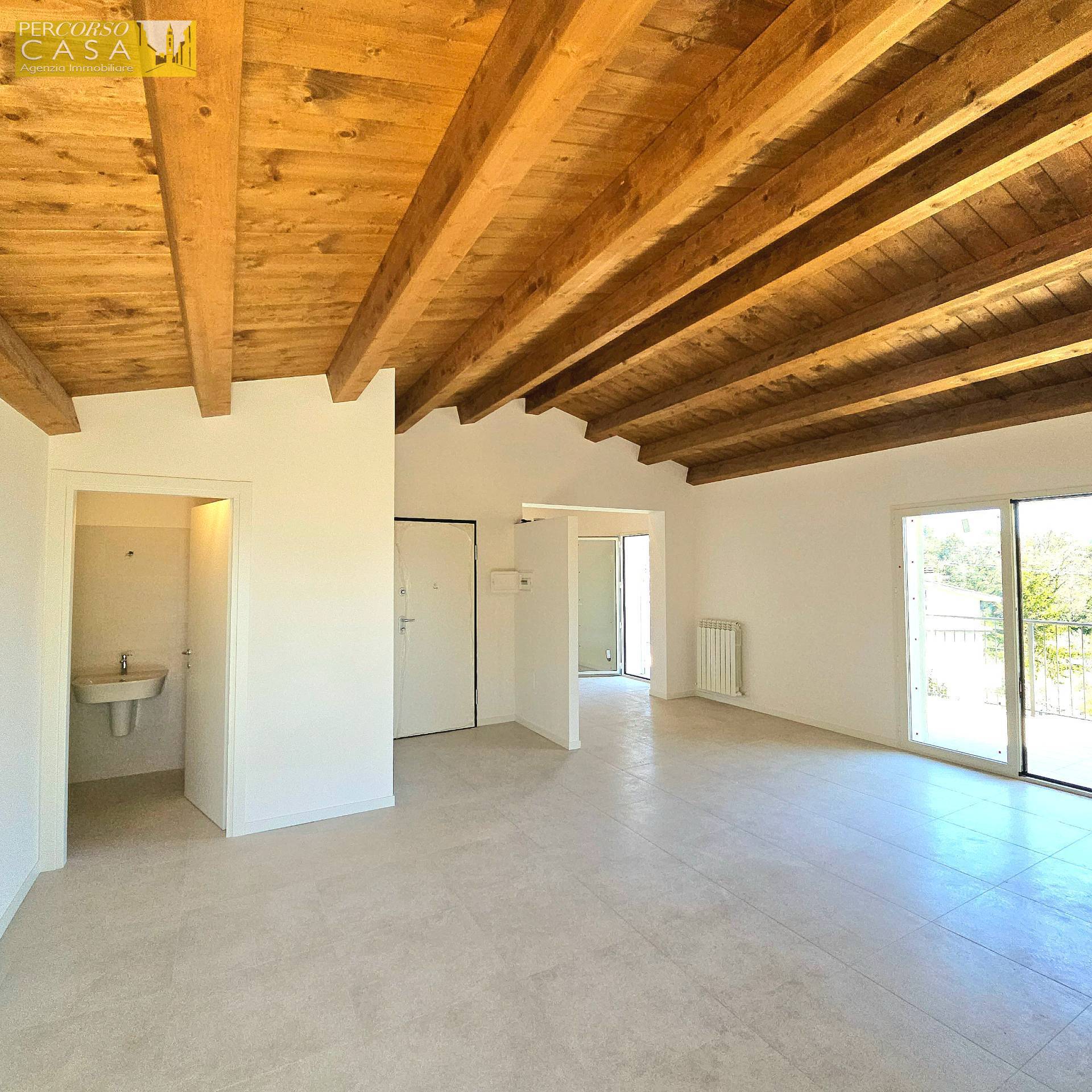 Immagine 4 di Appartamento in vendita  in Piano Grande a Ancarano