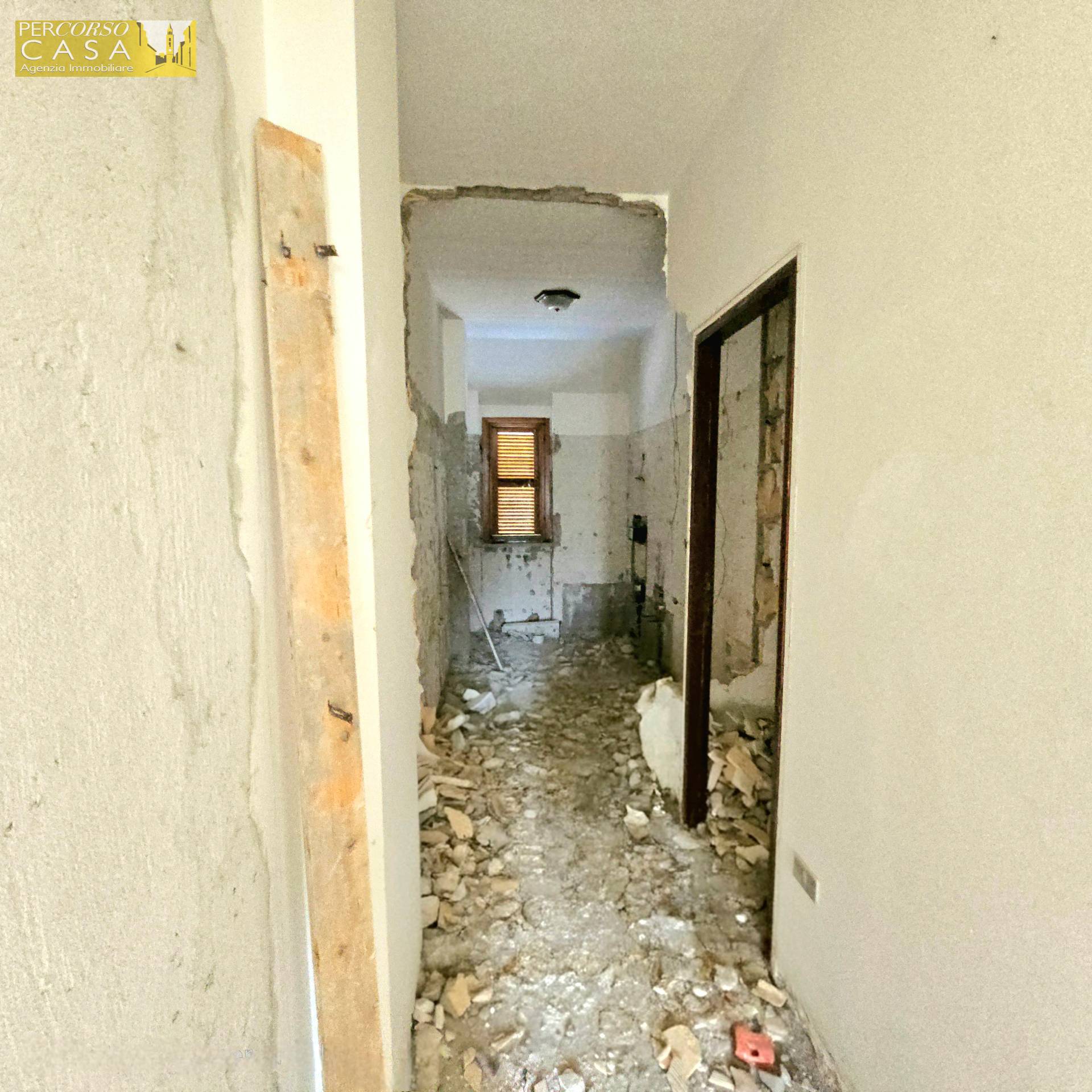 Immagine 3 di Appartamento in vendita  in VIA GALILEI a Teramo