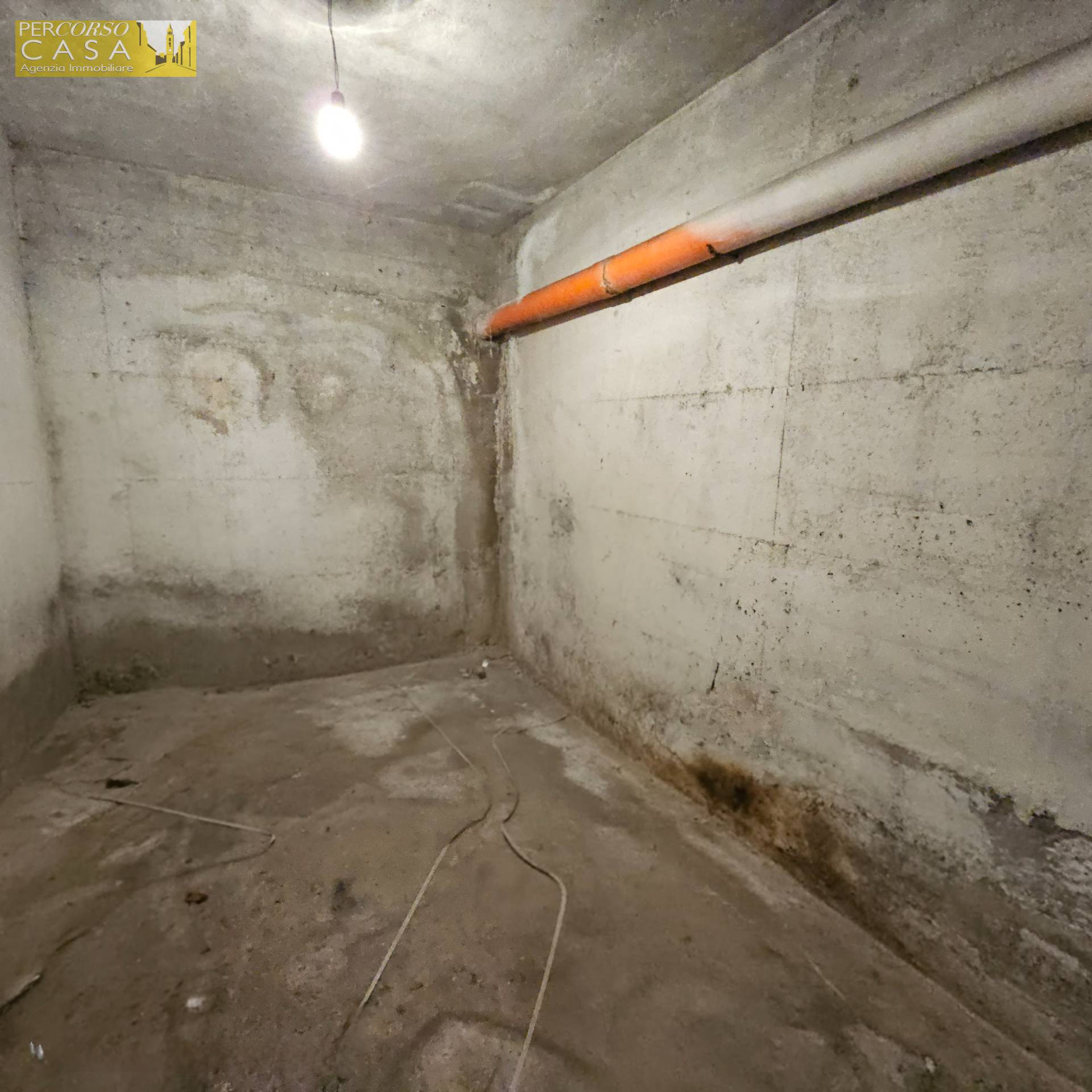 Immagine 12 di Appartamento in vendita  in VIA GALILEI a Teramo