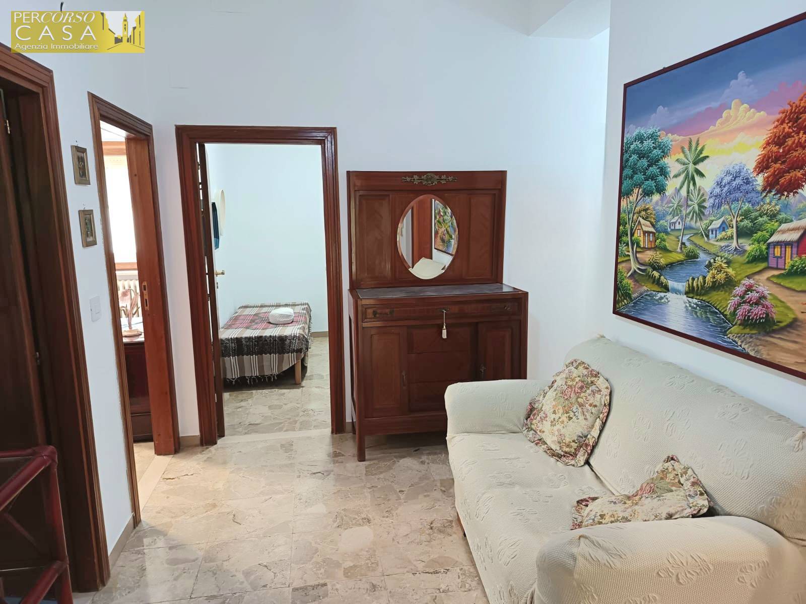 Immagine 6 di Appartamento in vendita  in Viale Cavour a Teramo