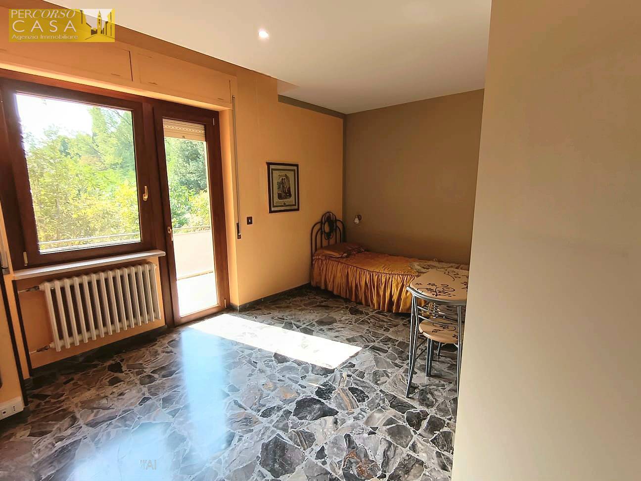 Immagine 9 di Appartamento in vendita  in Viale Cavour a Teramo