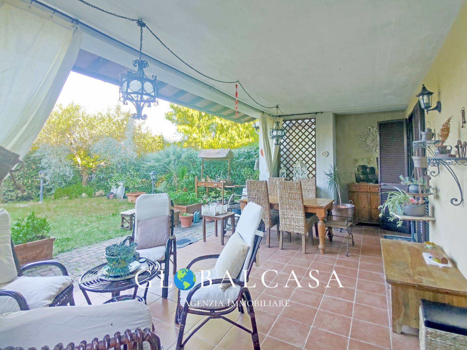 Immagine 3 di Villetta a schiera in vendita  in Via Senese 25 a Grosseto