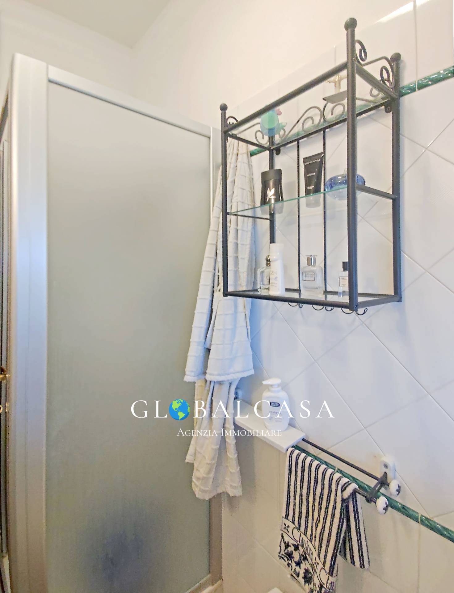 Immagine 25 di Villetta a schiera in vendita  in Via Senese 25 a Grosseto