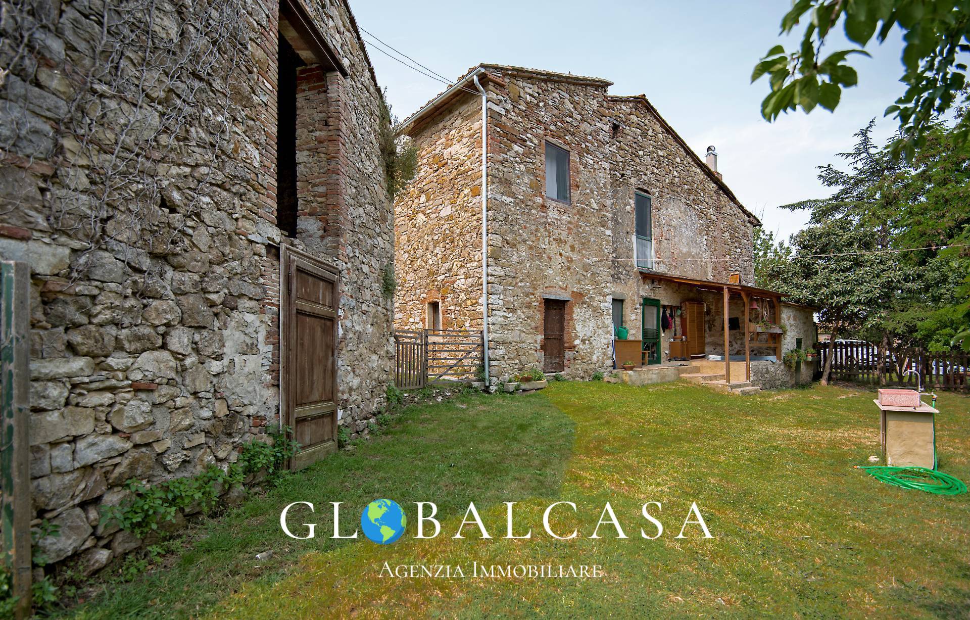 Immagine 4 di Rustico / casale in vendita  in case sparse 17 a Scansano