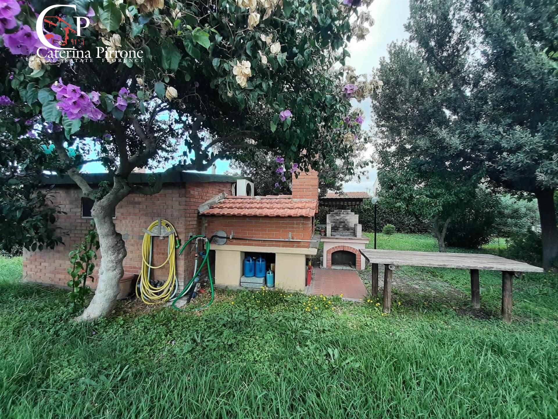 Immagine 6 di Casa semindipendente in vendita  in stradone del Belvedere a Rosignano Marittimo