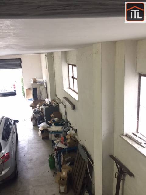 Immagine 9 di Locale commerciale in vendita  in Gioele Solari a Roma