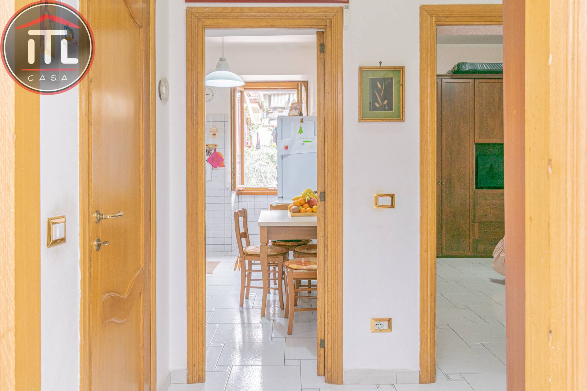 Immagine 6 di Appartamento in vendita  in Via Santafiora a Roma