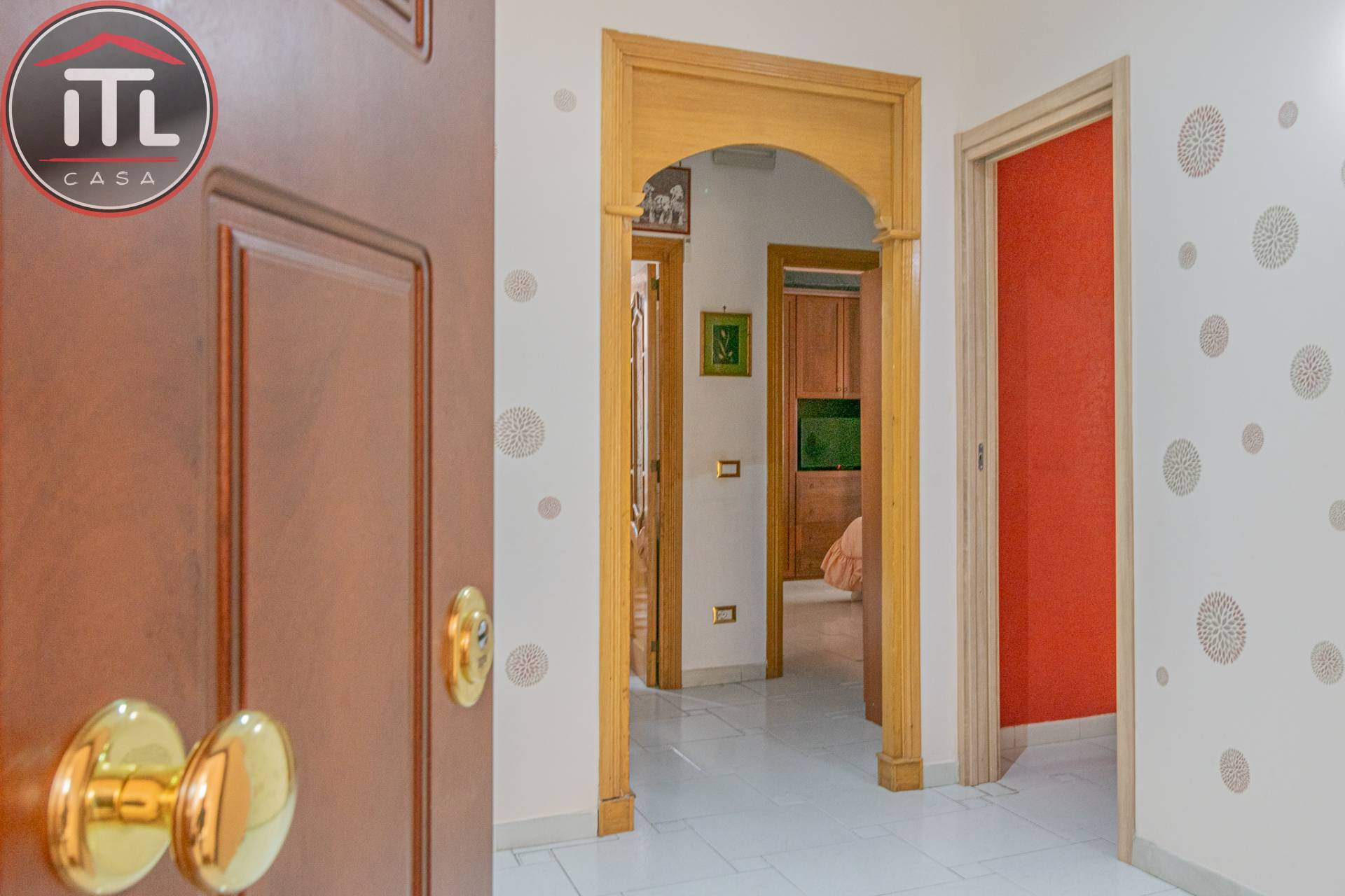 Immagine 23 di Appartamento in vendita  in Via Santafiora a Roma