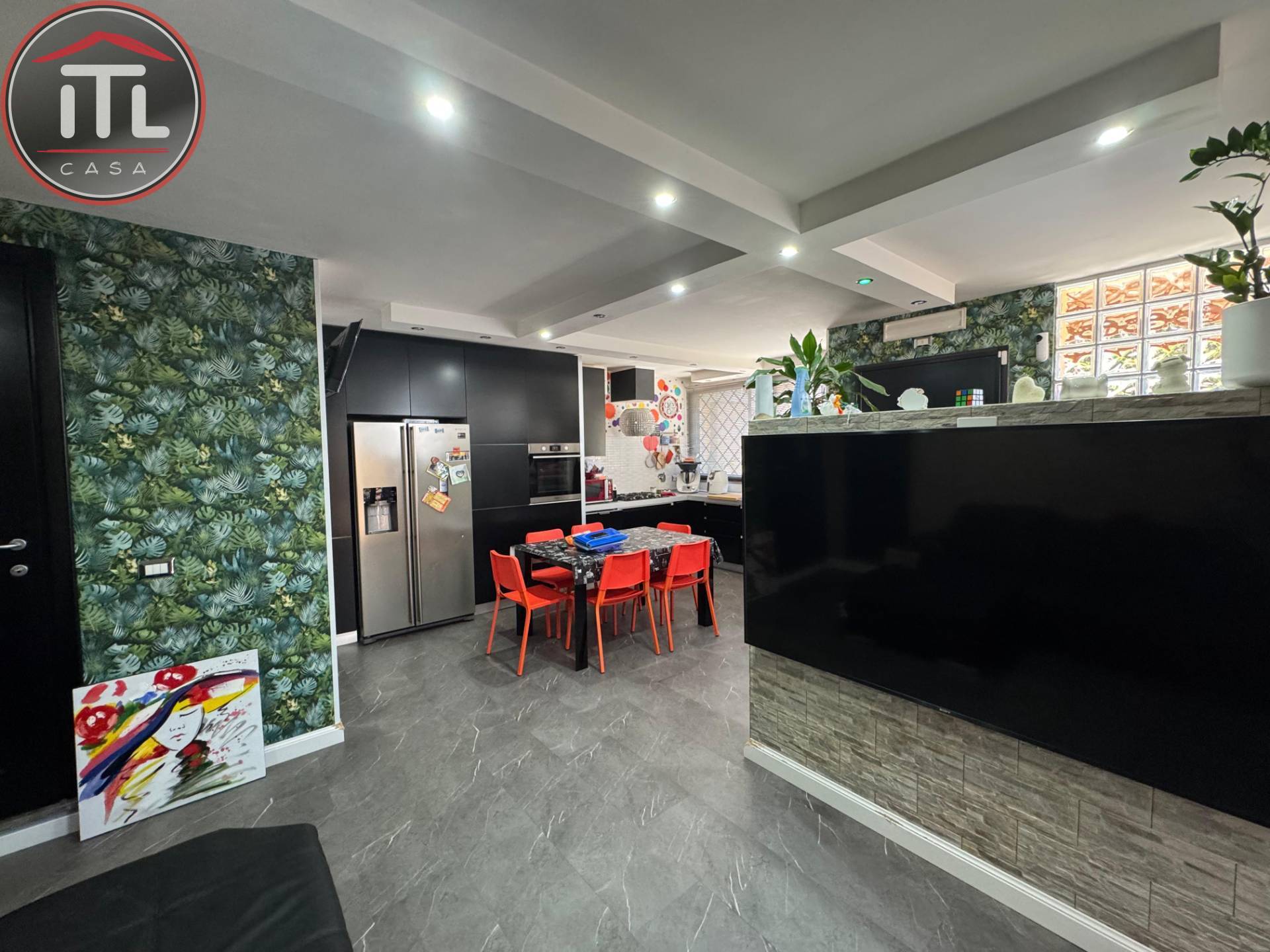 Immagine 1 di Appartamento in vendita  in Gavoi 12 a Roma