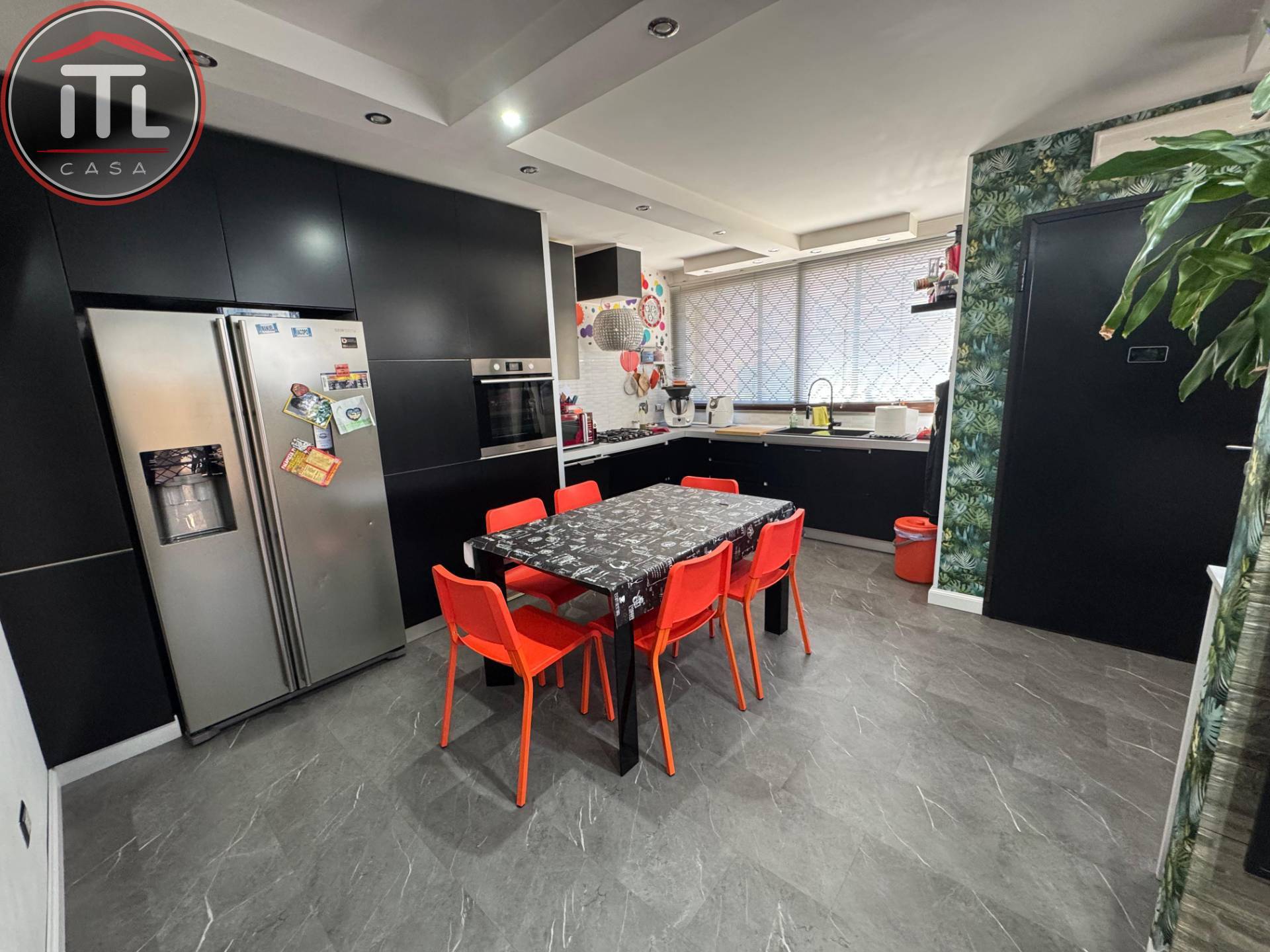 Immagine 5 di Appartamento in vendita  in Gavoi 12 a Roma