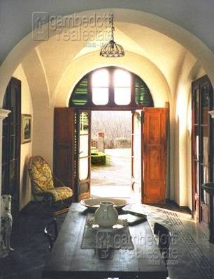 Immagine 17 di Villa in vendita  a Barge