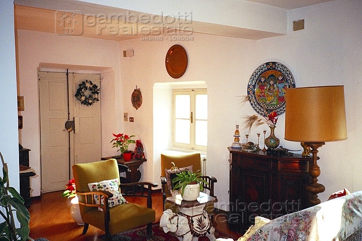 Immagine 16 di Villa in vendita  a Barge