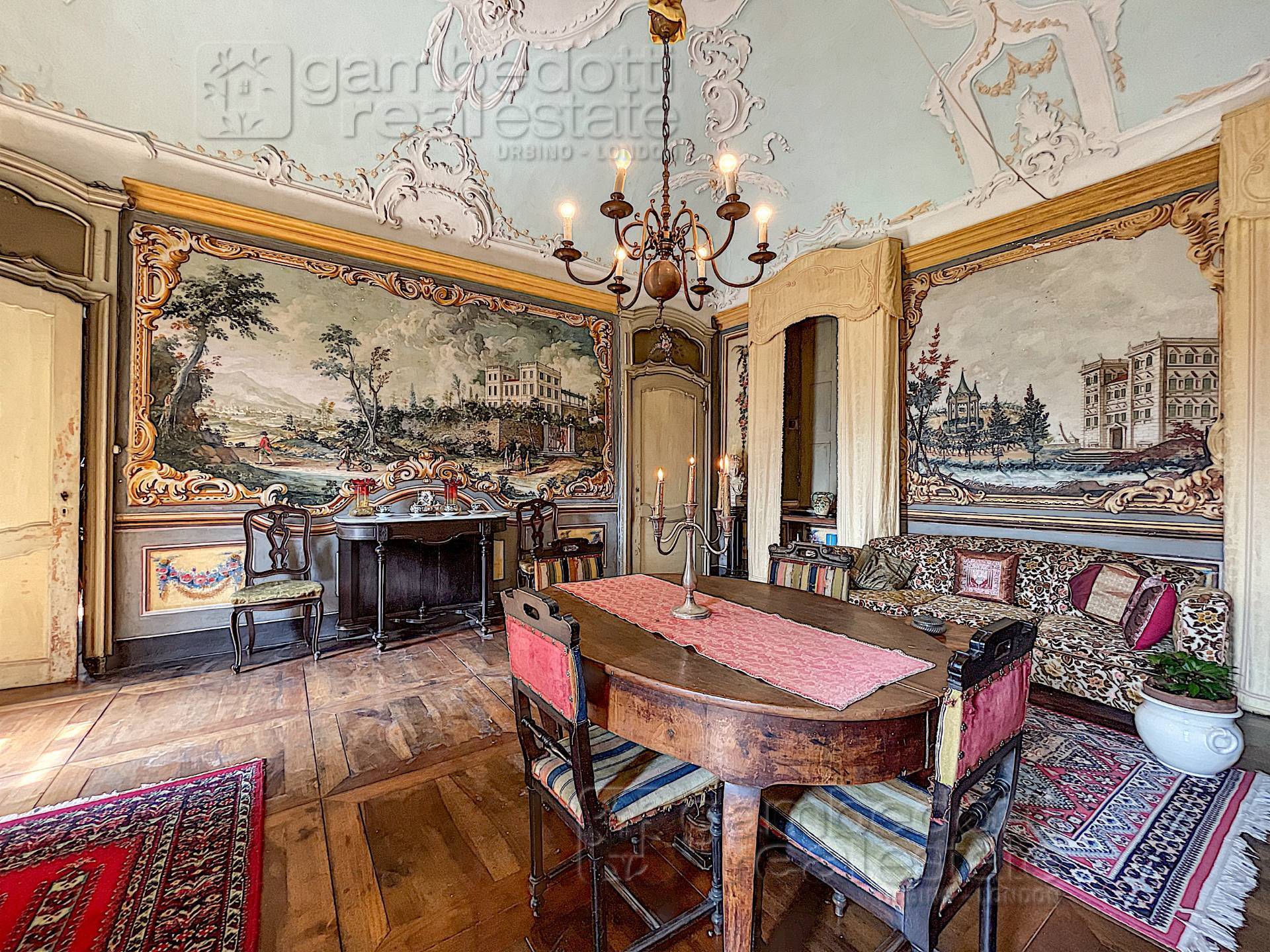 Immagine 4 di Villa in vendita  a Barge