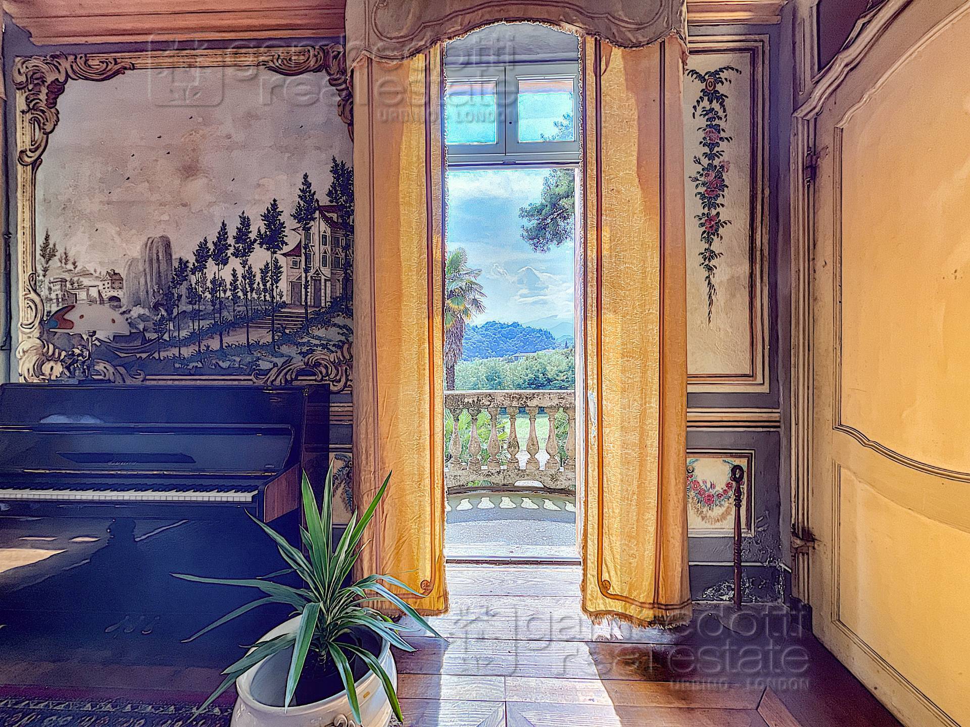 Immagine 11 di Villa in vendita  a Barge