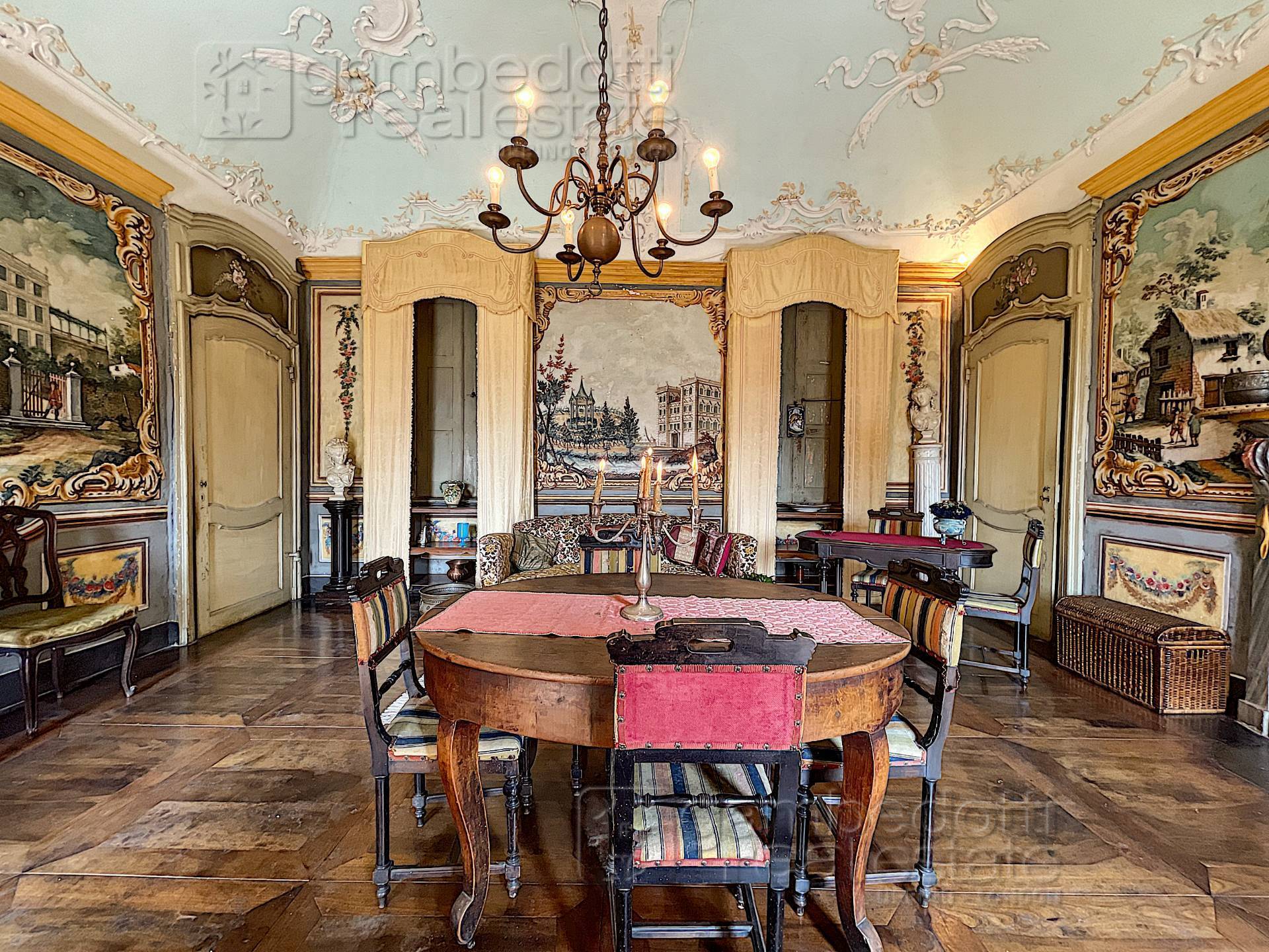 Immagine 6 di Villa in vendita  a Barge