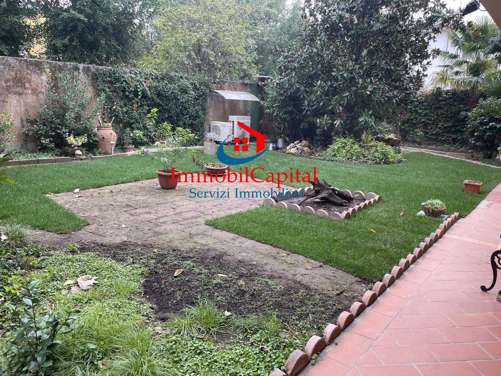 Immagine 4 di Casa indipendente in vendita  in Via rialto a Cremona