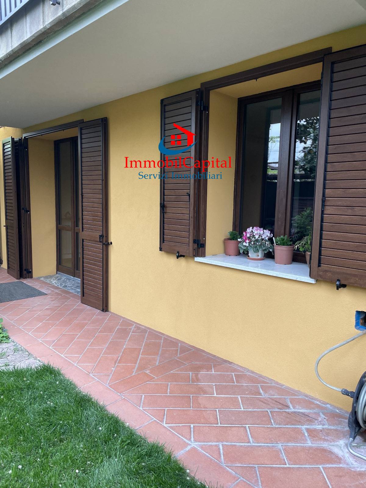 Immagine 5 di Casa indipendente in vendita  in Via rialto a Cremona