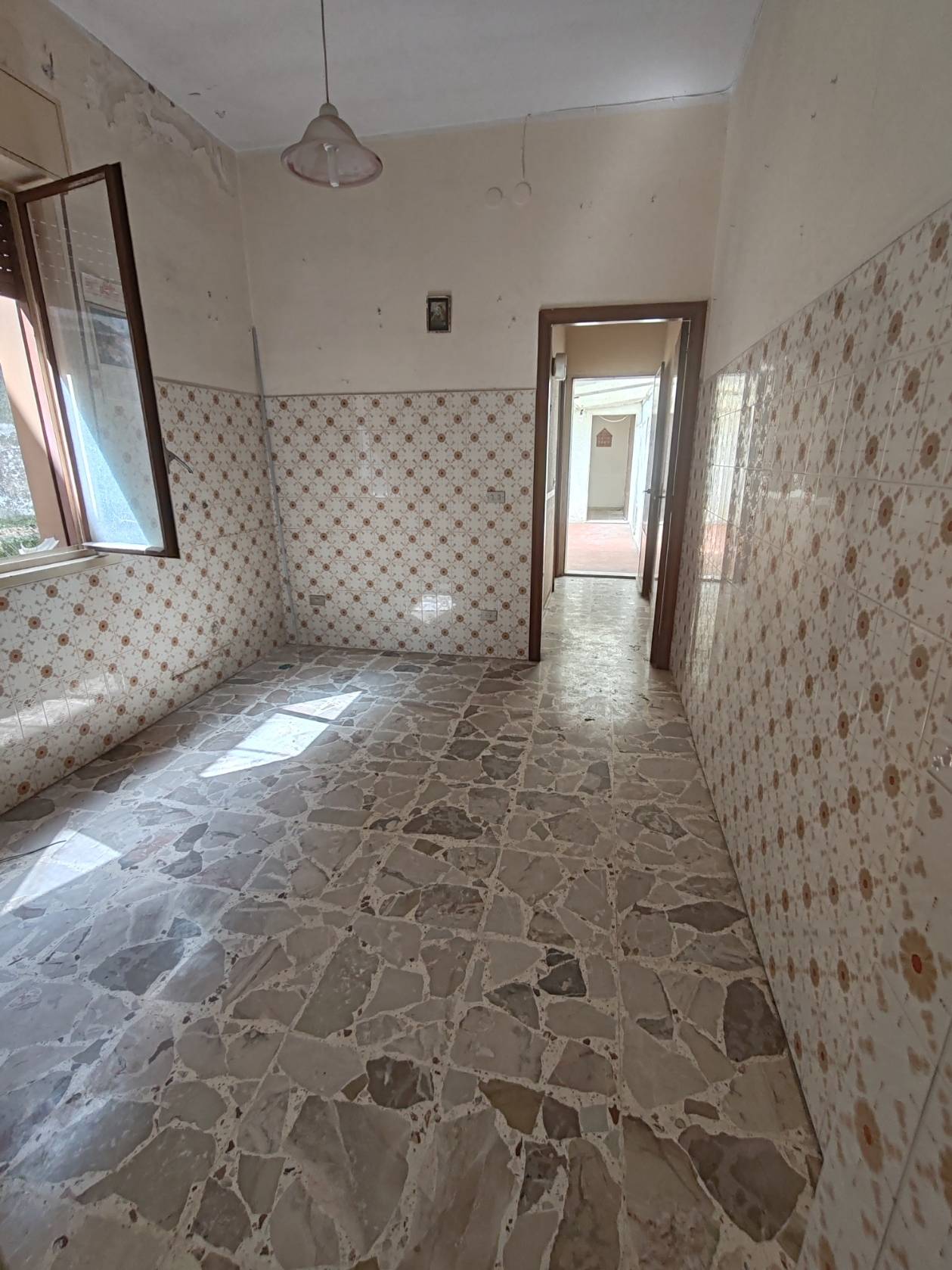 Immagine 14 di Casa indipendente in vendita  in MAZZARELLA AGATI 13 a Floridia