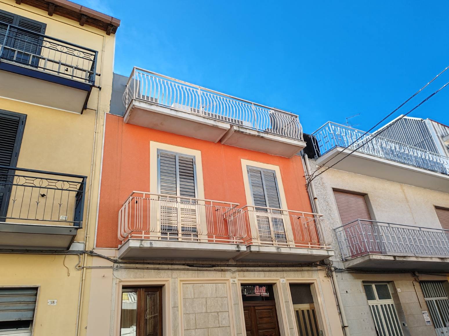 Immagine 5 di Appartamento in vendita  in VIA MANZONI 34 a Floridia