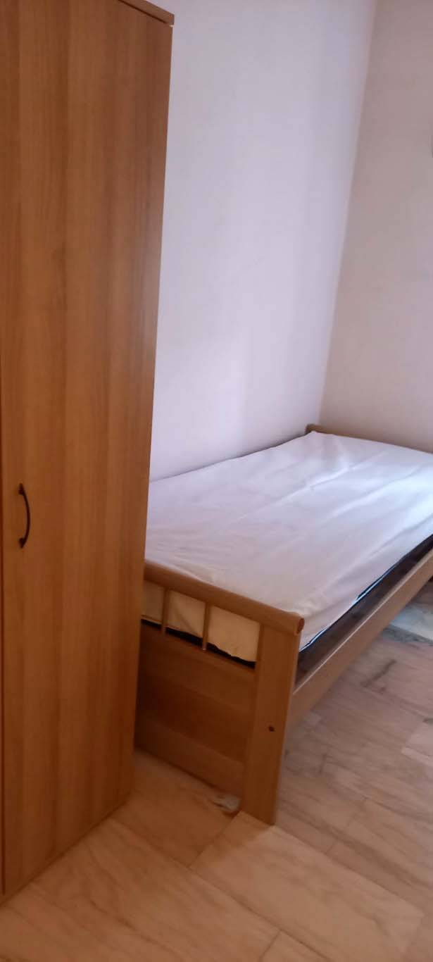 Immagine 10 di Appartamento in vendita  a Pesaro