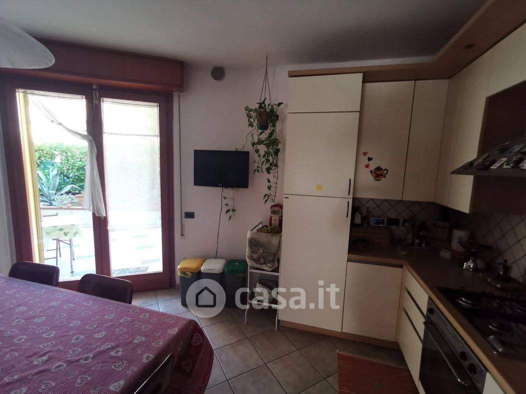 Immagine 3 di Villetta a schiera in vendita  in via giolitti a Pesaro