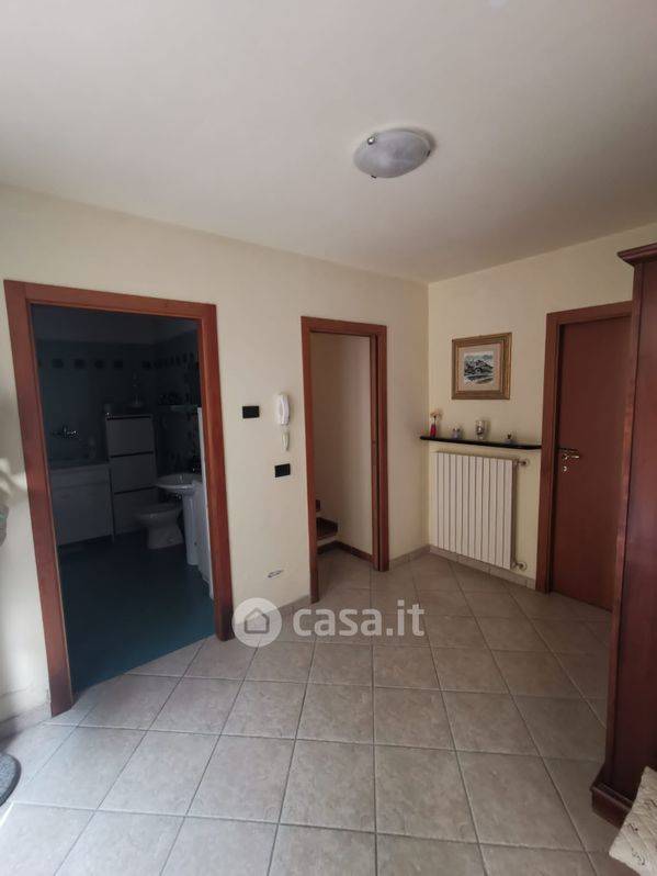 Immagine 12 di Villetta a schiera in vendita  in via giolitti a Pesaro