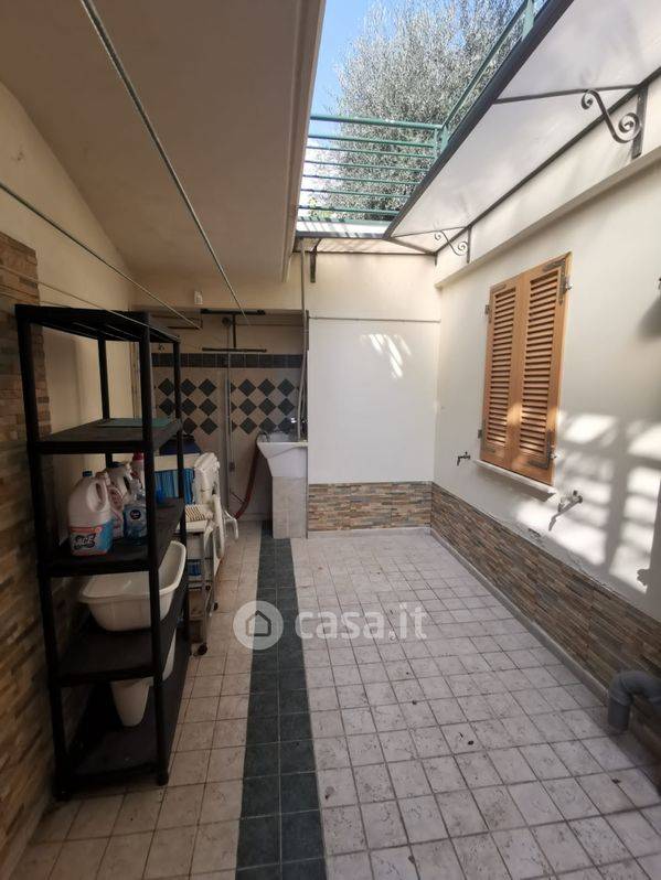 Immagine 18 di Villetta a schiera in vendita  in via giolitti a Pesaro