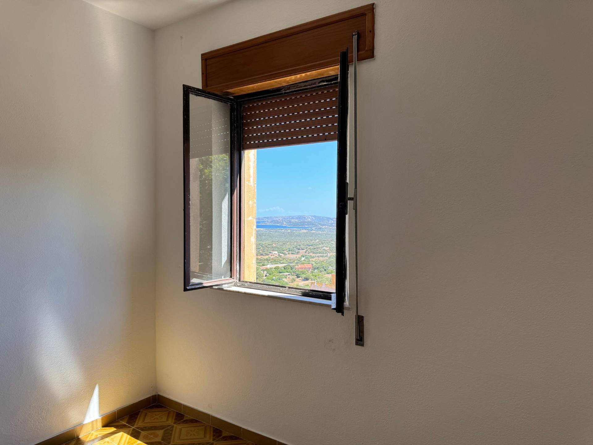 Immagine 5 di Appartamento in vendita  in VIA ENRICO COSTA SNC a Santa Teresa Gallura