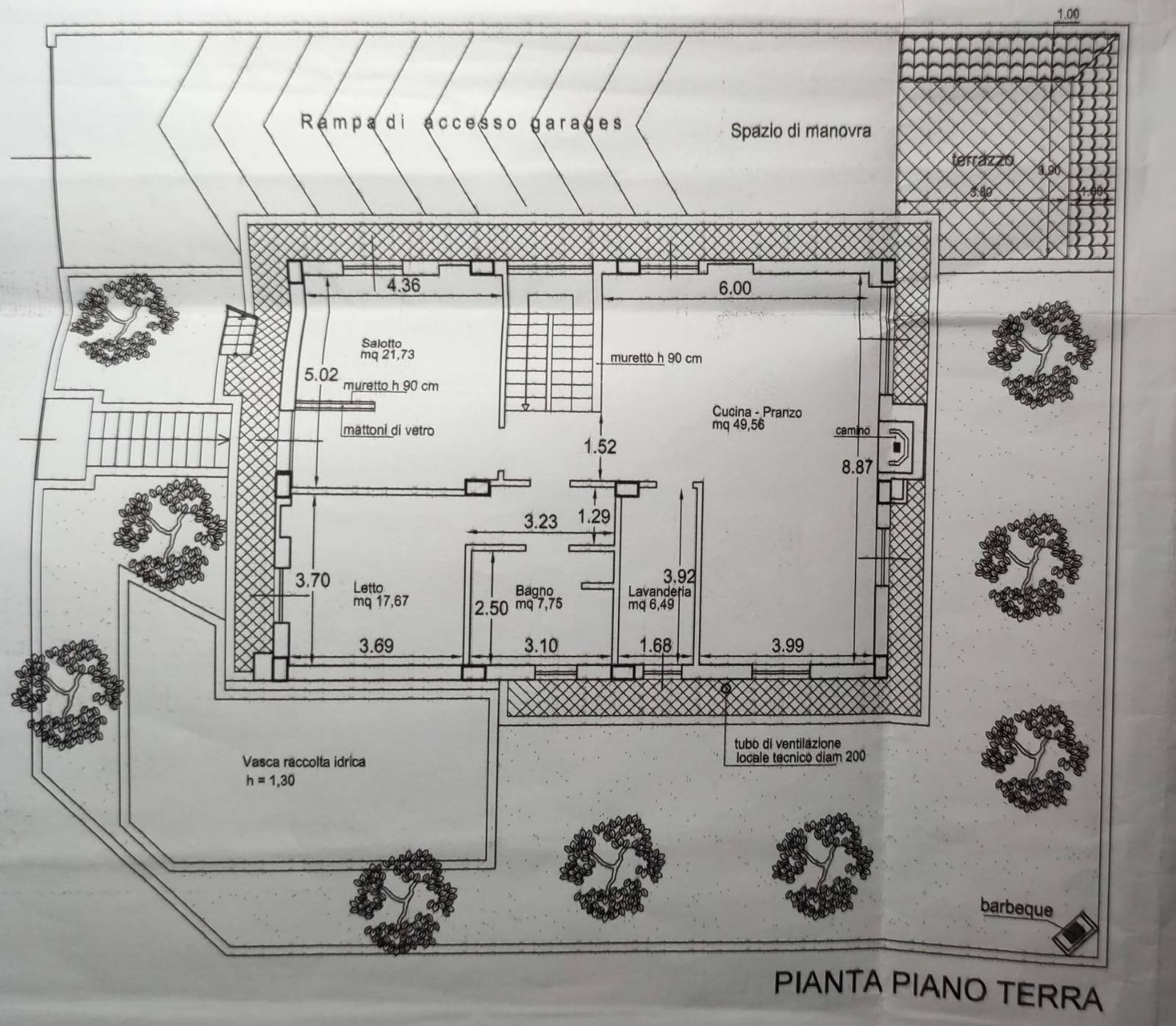 Immagine 39 di Villa in vendita  in canfarella snc a Gravina Di Catania