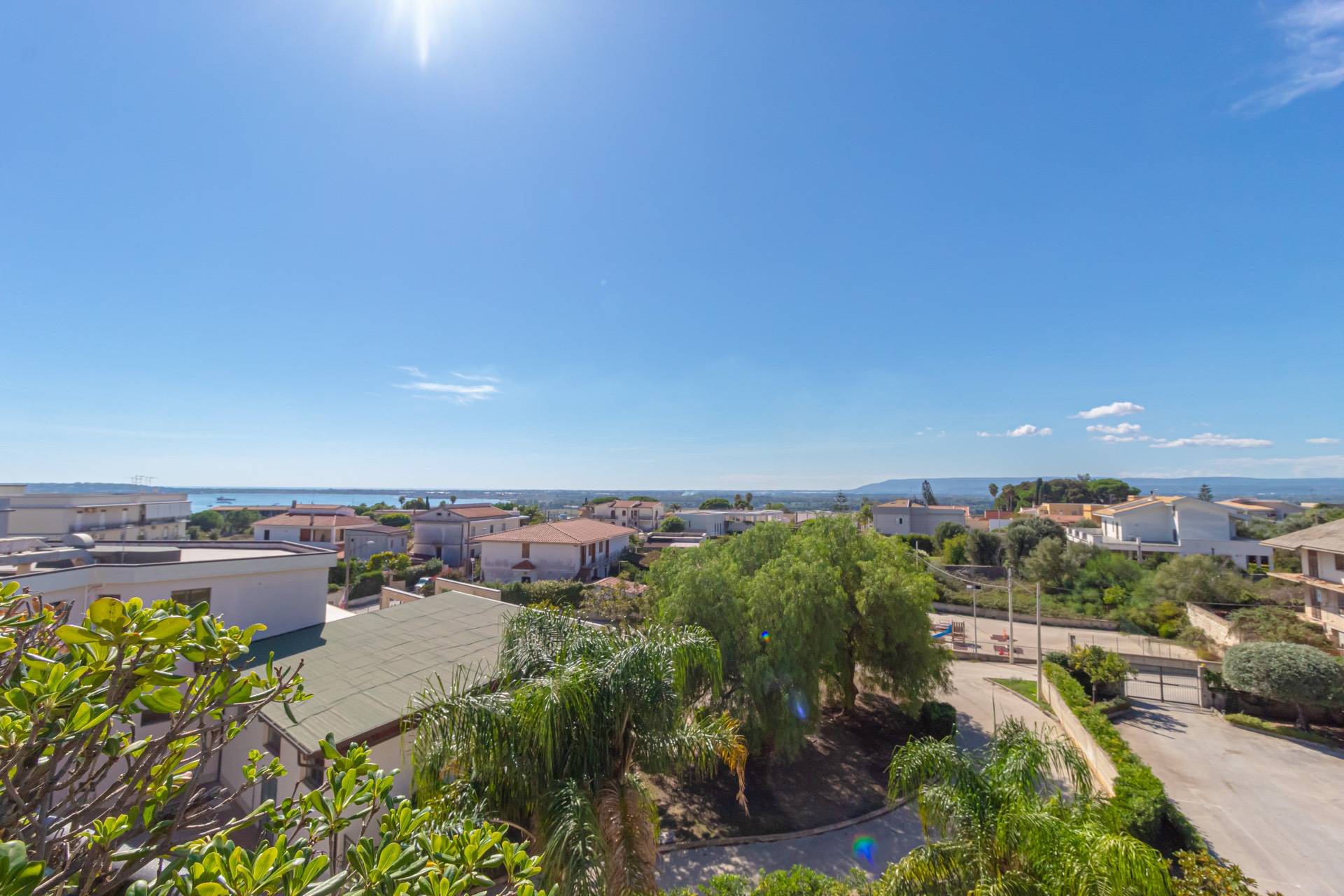 Immagine 38 di Attico in vendita  in Via Carlo Forlanini a Siracusa