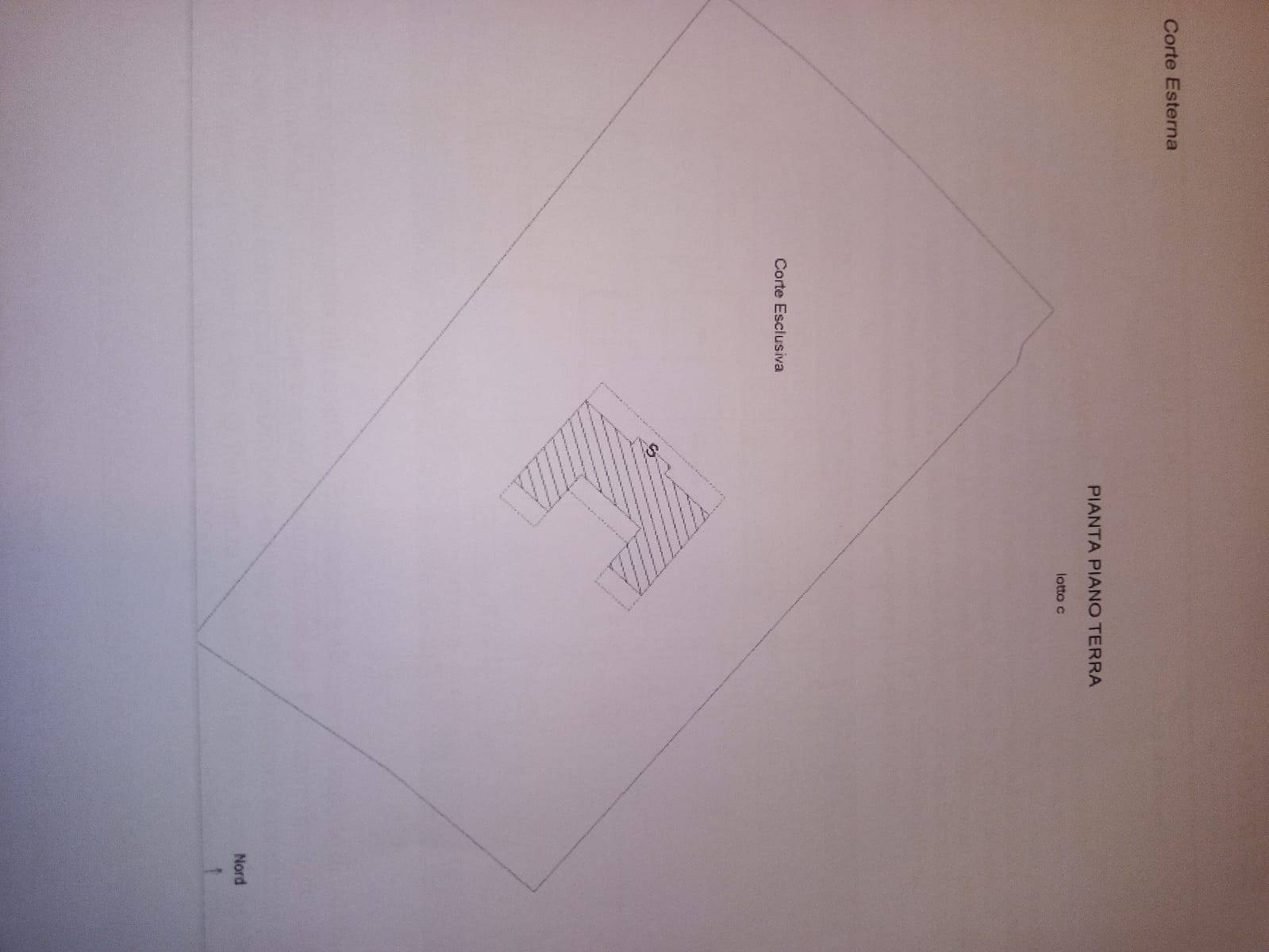 Immagine 37 di Villa in vendita  in via petrone snc a Aci Bonaccorsi