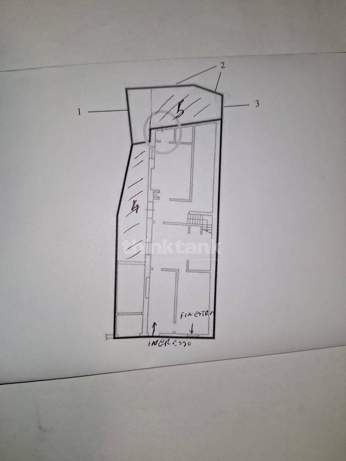 Immagine 23 di Palazzo in vendita  in via siena a Avola