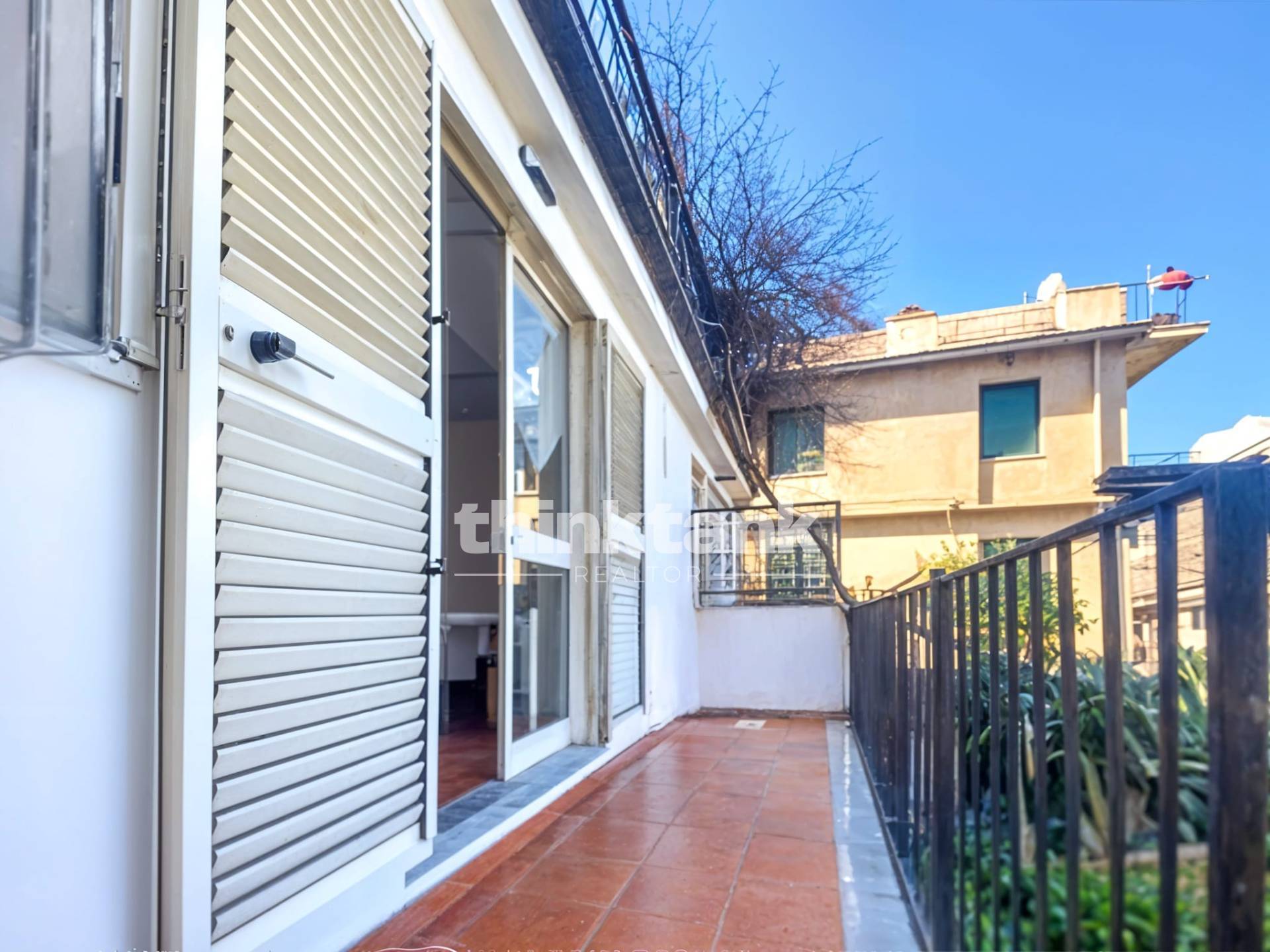 Immagine 13 di Casa semindipendente in vendita  in via guardiola vecchia a Taormina