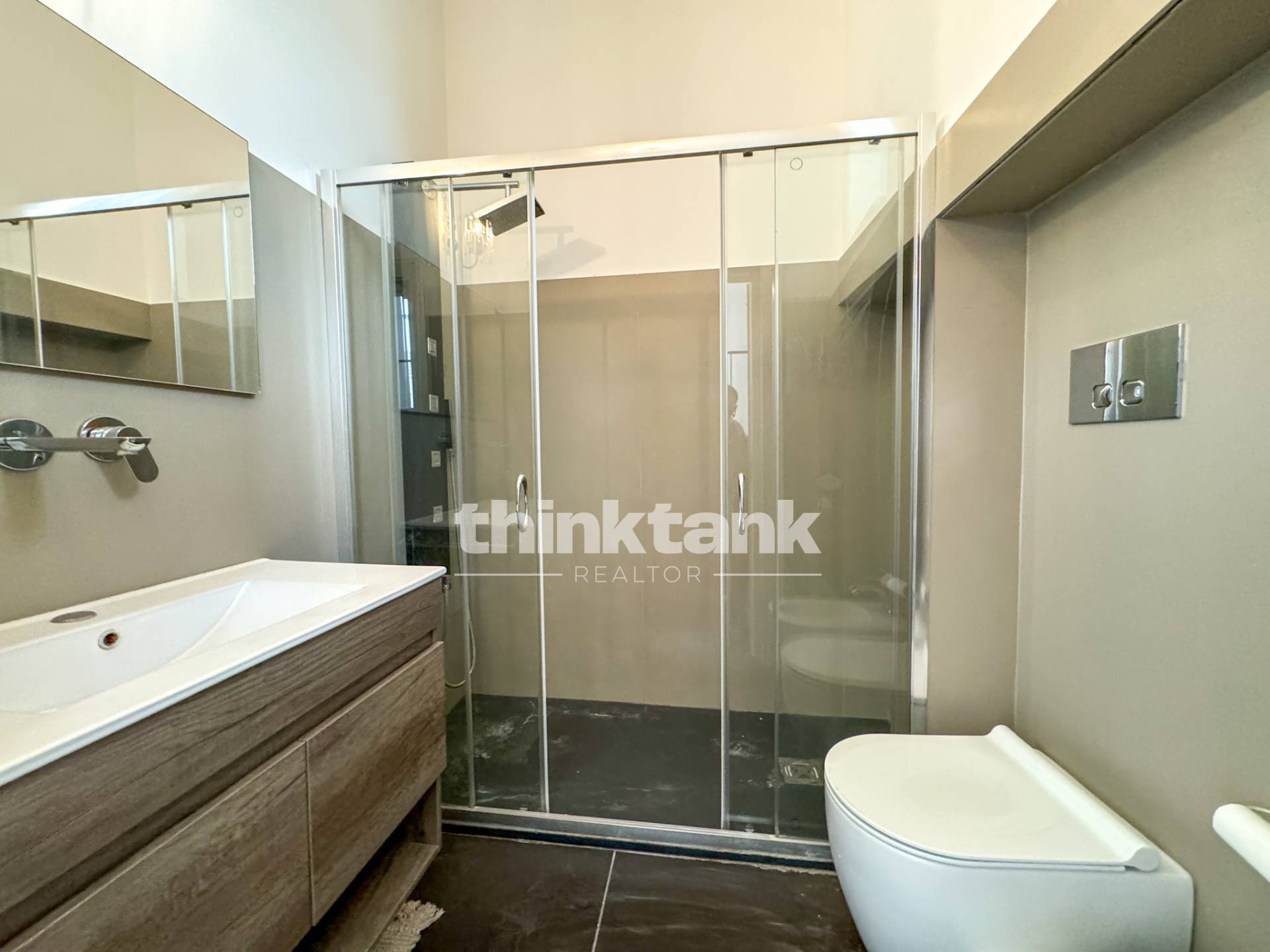 Immagine 19 di Appartamento in vendita  in Via Antonio Sofia a Noto