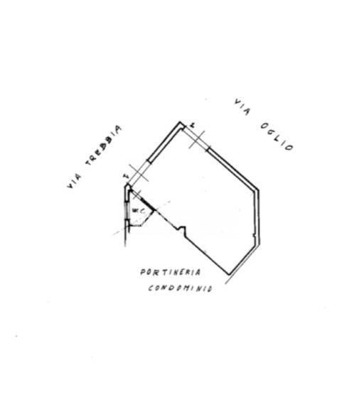 Immagine 13 di Attività commerciale in vendita  in Piazza della Repubblica a Siracusa