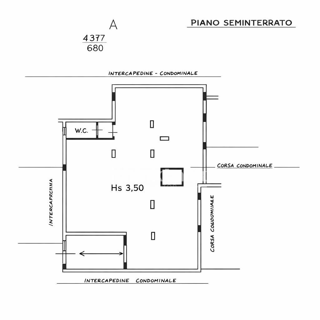 Immagine 4 di Magazzino in vendita  in Via Fanti D'italia a Catania
