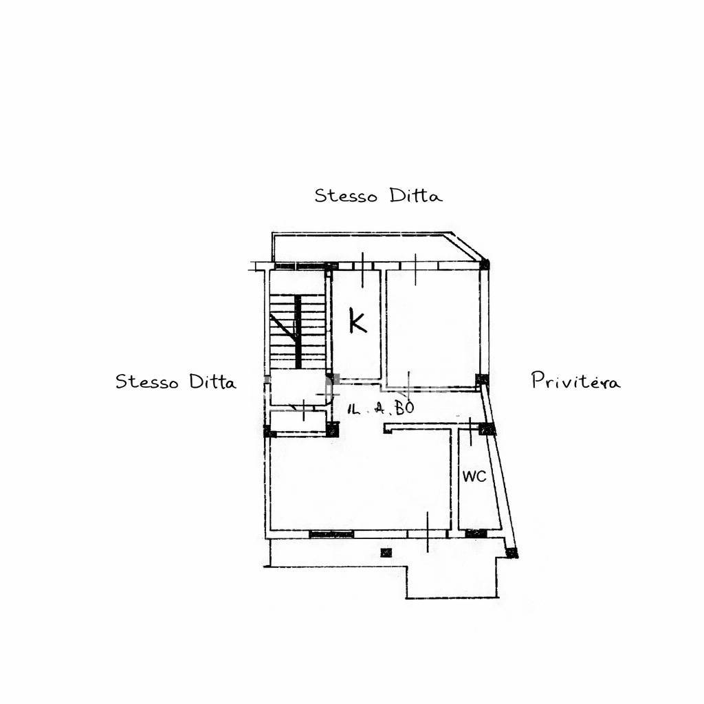 Immagine 15 di Appartamento in vendita  in Via Savoia a Catania