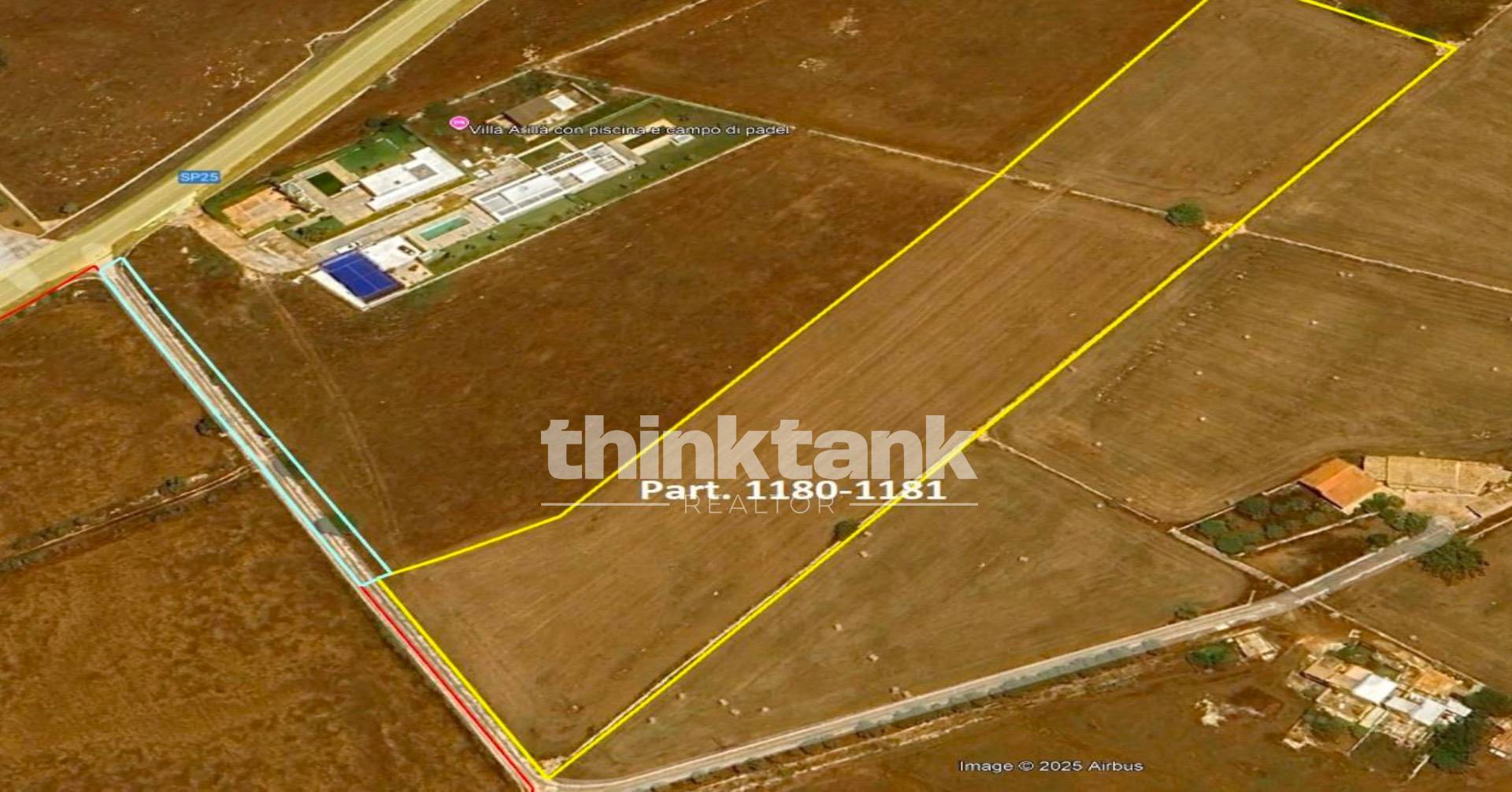 Immagine 23 di Terreno agricolo in vendita  in sp 25 a Ragusa